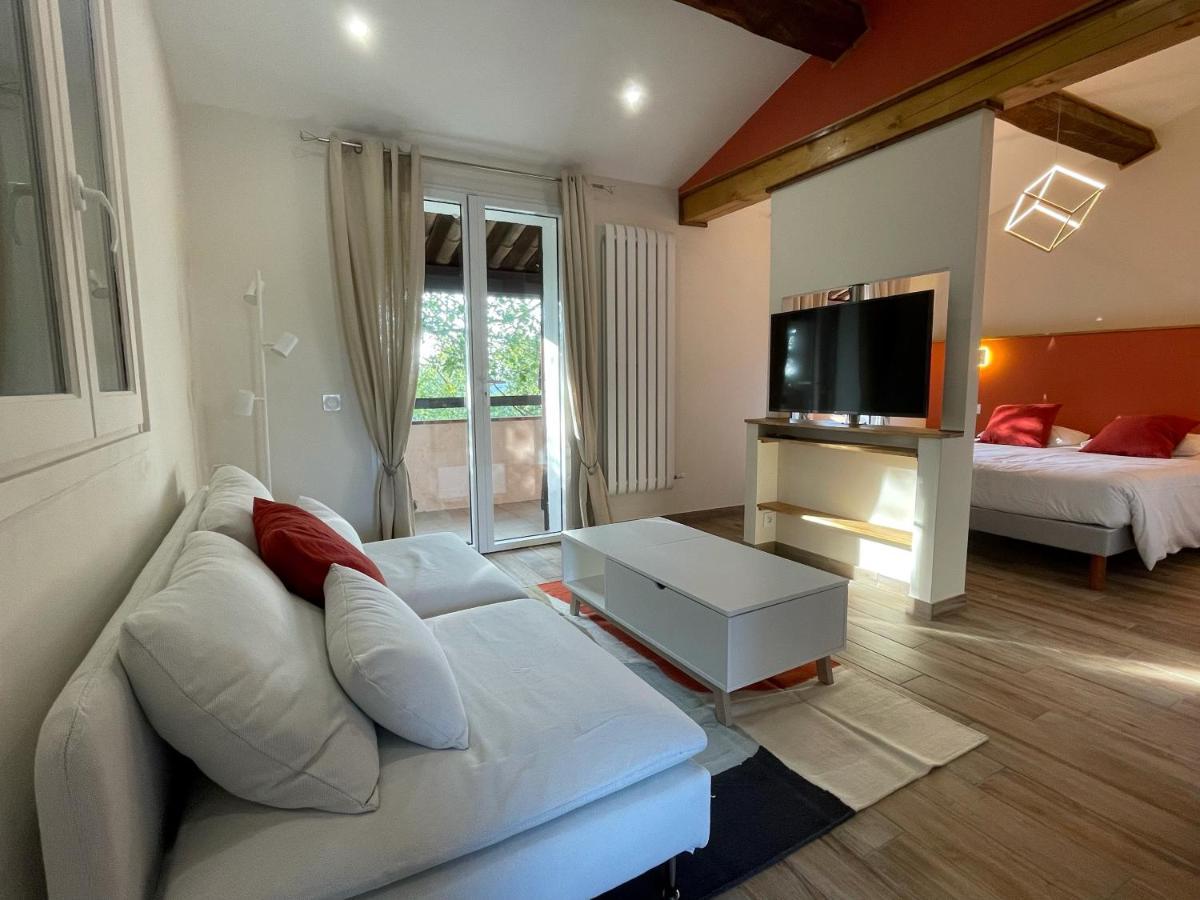 L'Estirado Des Adrets Hotell Les Adrets-de-l'Estérel Exteriör bild
