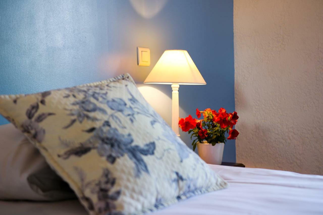 L'Estirado Des Adrets Hotell Les Adrets-de-l'Estérel Exteriör bild